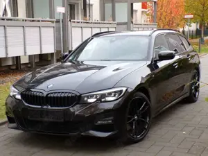BMW 320 e Touring"M Sport"/LiveCockpit/Kamera/Leder