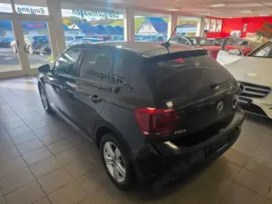 Volkswagen Polo VI 1.0 TSI Comfortline NAVI CLIMATRONIC Bild 3