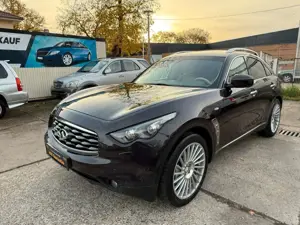 Infiniti FX 30d GT*TUV NEU*Bi-Xenon*2 Hand*