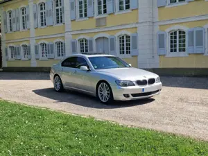 BMW 740 740i