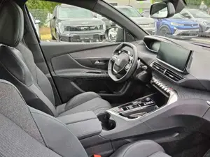Peugeot 5008 Allure Pack PureTech EAT8 NAVI*PDC*KAMERA* Bild 4