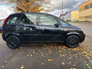 Opel Meriva Edition 1.6 TÜV NEU Klima Alu. Bild 4