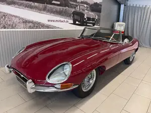 Jaguar E-Type E-Type Serie 1 4.2 Roadster Bild 3