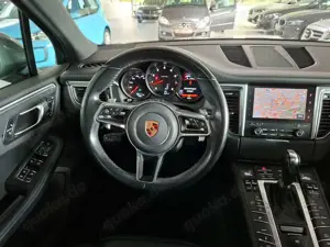 Porsche Macan Macan TOP EXTRAS Navi Kamera Pano E-Sitze Alu 20 Bild 3