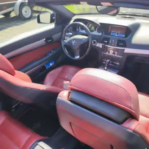 Mercedes-Benz 200 CGI Bild 3