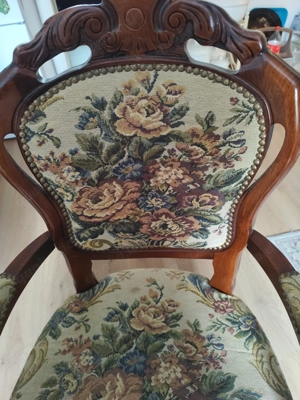 Esszimmerstühle klassisch mit Gobelin