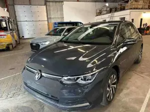 Volkswagen Golf Style 1.4 e-Hybr. Navi Sitzh. PDC DAB+ CarPlay ACC Bild 2