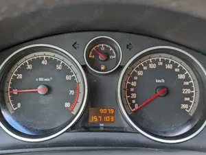 Opel Astra Astra Fließheck  5-Türer 1.4 Edition Bild 2