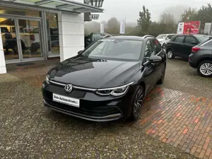 Volkswagen Golf Variant 8 CG Variant 1.5 eTSI DSG Style Bild 3