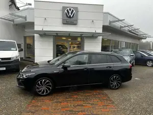 Volkswagen Golf Variant 8 CG Variant 1.5 eTSI DSG Style Bild 2