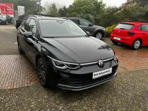 Volkswagen Golf Variant 8 CG Variant 1.5 eTSI DSG Style Bild 4