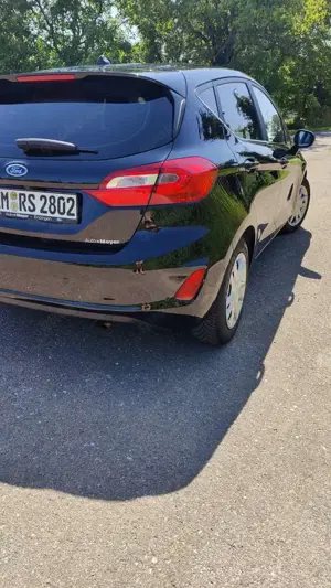 Ford Fiesta 1.0 EcoBoost SS TITANIUM Bild 2