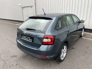 Skoda Rapid/Spaceback Spaceback Cool Edt Automatik TÜV/Serv. NEU Bild 4