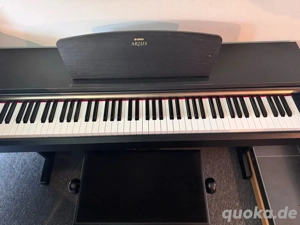 Yamaha Arius YDP-161 inkl. Hocker