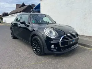 MINI Cooper 5-Türer LED Sportsitze Tempomat Leder PDC Bild 4