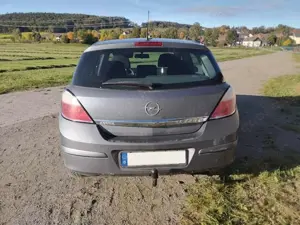Opel Astra Astra 1.8 Enjoy Bild 5