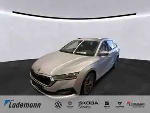 Skoda Octavia Combi 2.0 TDI DSG Clever LED+NAVI+PDC+GR