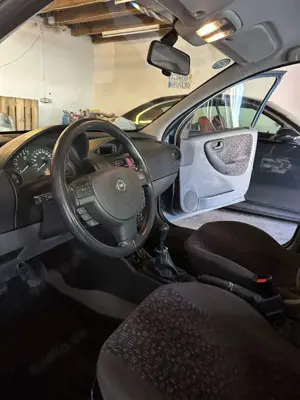 Opel Corsa GLS Bild 5