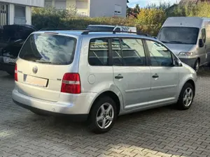 Volkswagen Touran Conceptline Bild 5