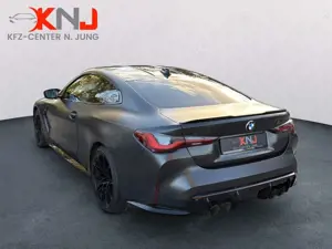 BMW M4 Coupe xDrive Competition | Premium Selection Bild 3