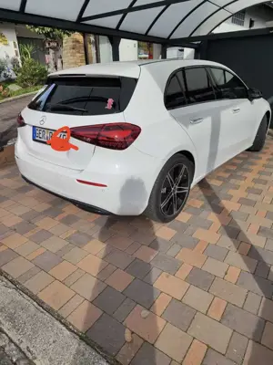 Mercedes-Benz A 200 A 200 Topp,AHK,WD-GLAS,18 ZOLL,Kamera,PT,usw.