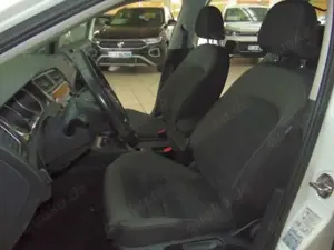 Volkswagen Golf Variant Comfortline AHK/NAVI/SITZ-HZG./ACC Bild 5