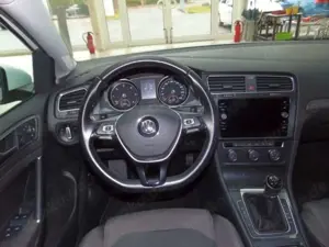 Volkswagen Golf Variant Comfortline AHK/NAVI/SITZ-HZG./ACC Bild 3