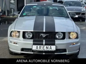 Ford Mustang Cabrio Automatik Bild 3