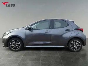 Toyota Yaris 1.5 D Team Deutschland ACC AUT Kam. KlimaA Bild 3