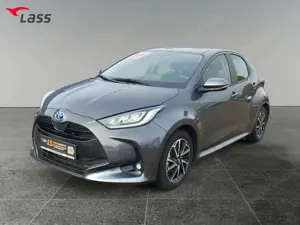 Toyota Yaris 1.5 D Team Deutschland ACC AUT Kam. KlimaA Bild 2