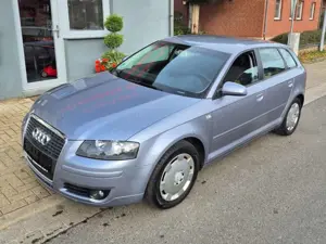 Audi A3 1.6 Attraction Automatik