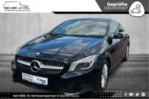 Mercedes-Benz CLA 220 CDI Exklus Edt BI-XEN LEDER NAV AKT PARK Bild 2