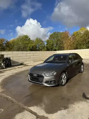 Audi A4 35 TDI basis Bild 2