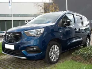 Opel Combo-e Life Ultimate XL 136 PS AUTOM+NAVI+PDC+LENKHZG
