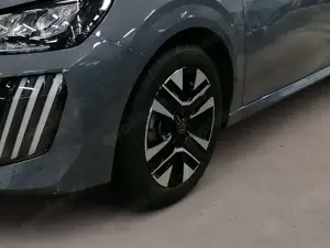 Peugeot 208 Allure Bild 3