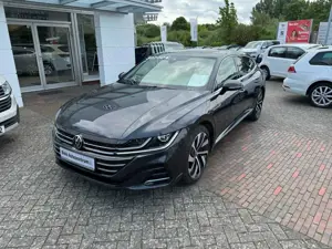 Volkswagen Arteon Shooting Brake 2.0 TDI DSG R-Line Bild 2