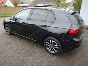 Volkswagen Golf VIII "UNITED" 1.0 TSI PANO/NAVI/KAM Bild 5
