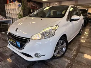 Peugeot 208 Allure/Touch/Aluräder/JBL Sound/SHZ/