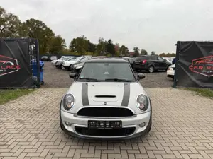 MINI Cooper S Bild 2