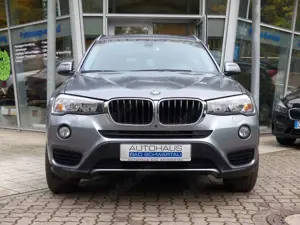 BMW X3 xDrive20d Aut., Navi, T.-Leder, 2. Hand Bild 4