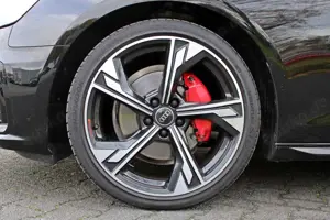 Audi A4 Avant 40TFSI qu S LINE comp BLACK PANO BO VC Bild 5