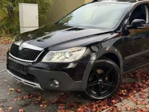 Skoda Octavia Combi Scout 4X4; TÜV NEU; XENON