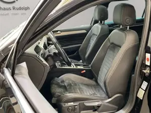 Volkswagen Passat Variant 2.0 TDI 4Motion DSG Elegance R-Line Bild 5