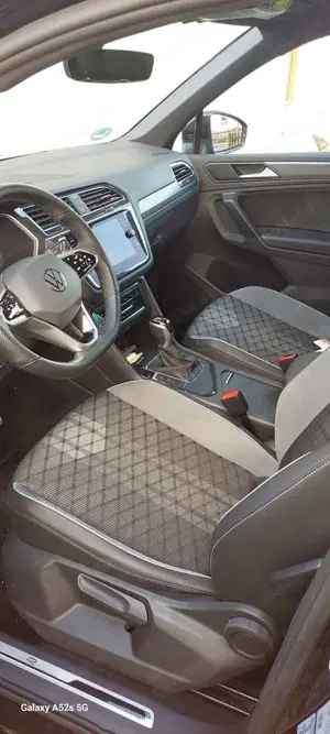 Volkswagen Tiguan Tiguan 1.5 TSI OPF DSG R-Line Bild 3