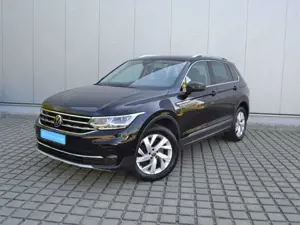 Volkswagen Tiguan 2.0 TDI 200 PS 4M DSG Elegance VOLL/AHK/PANORAMA/ Bild 3