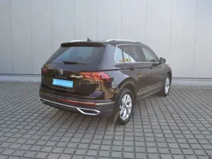 Volkswagen Tiguan 2.0 TDI 200 PS 4M DSG Elegance VOLL/AHK/PANORAMA/ Bild 4