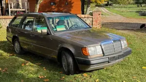 Mercedes-Benz 230 230 TE W124