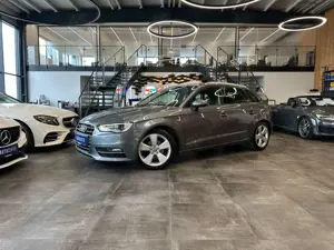 Audi A3 Sportback ambition*2. Hand*Klima*SHZ*PDC*