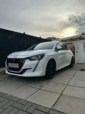 Peugeot 208 Allure Pack