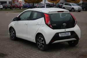 Toyota Aygo X Team D *DAB*CarPlay*Android Auto*Kamera* Bild 5